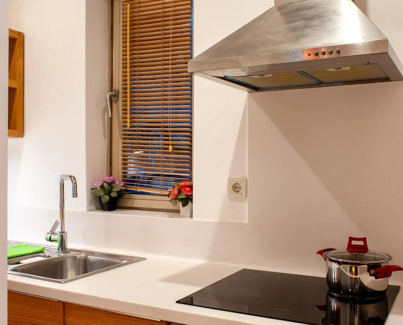 Kumbaraci Apartments & Suites Istanbul Guest house